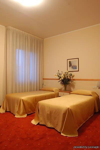 Hotel Due Ragni Villorba Bilik gambar